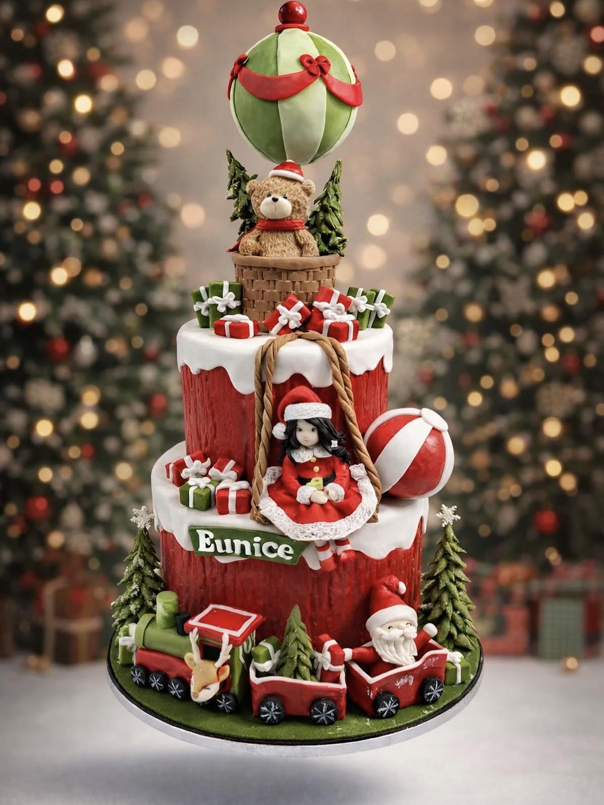 Tort tematic de iarnă cu figurine modelate manual